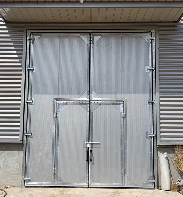 城关工业平开门