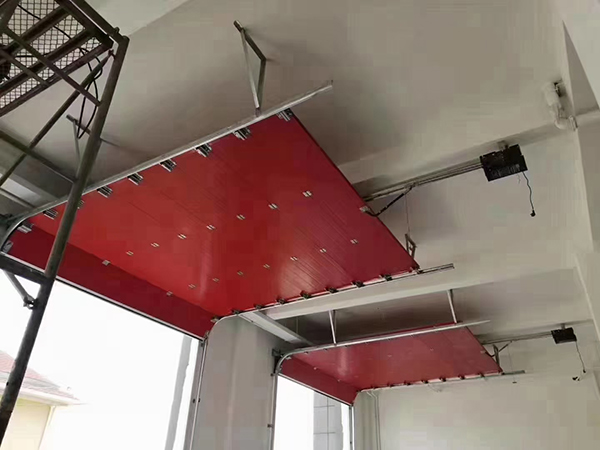 城关工业翻板门 城关工业翻板门