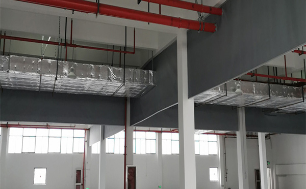 城关挡烟垂壁防火玻璃厚度要求