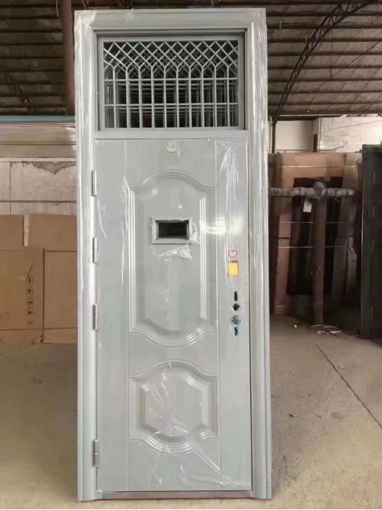 城关学校教室门 城关学校教室门