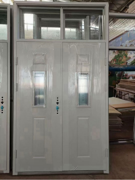 城关学校教室门