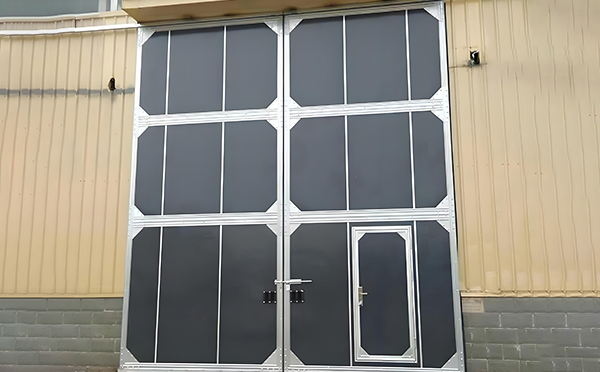 厂房城关工业门选择与维护全解析：提升效率与安全的关键要素